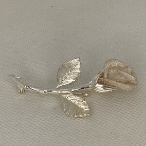 ANNE KLEIN MESH ROSE BROOCH
